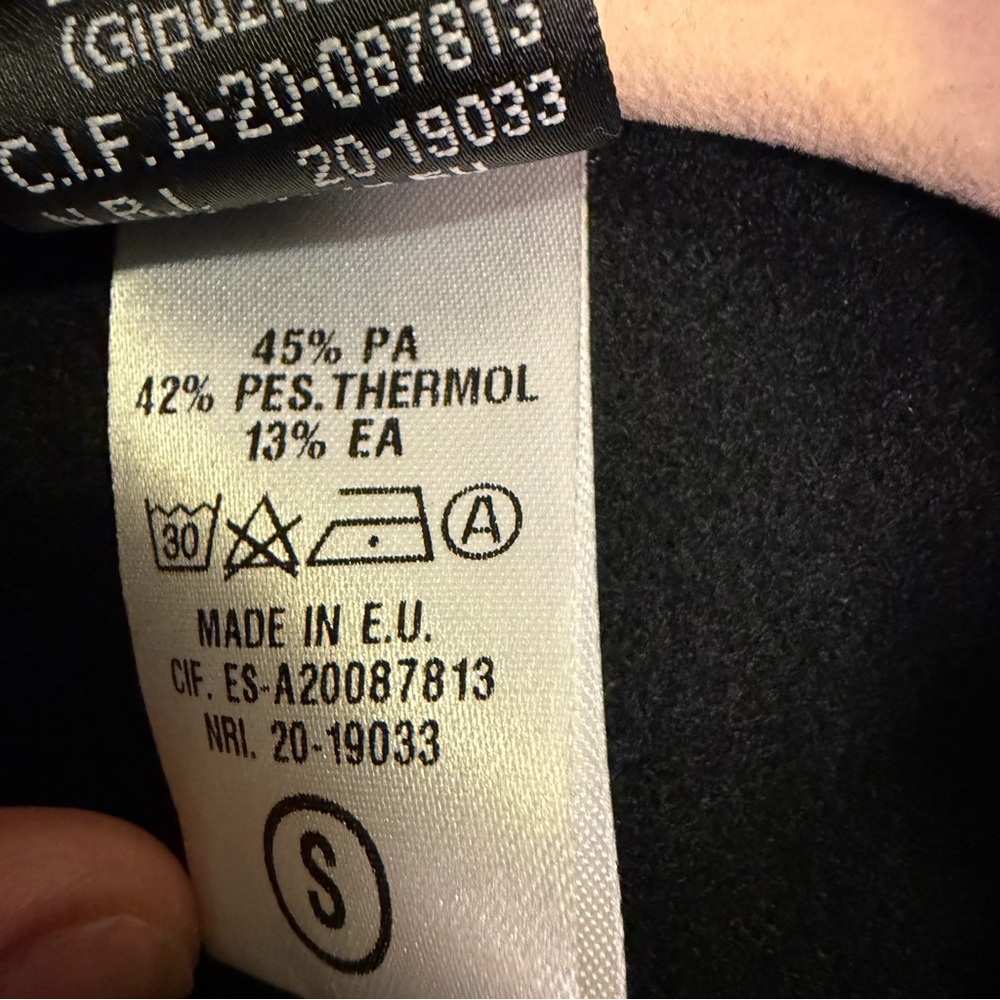 Etxeondo black & pink cycling jacket Size S. Fleece lined.‎ - Picture 7 of 9